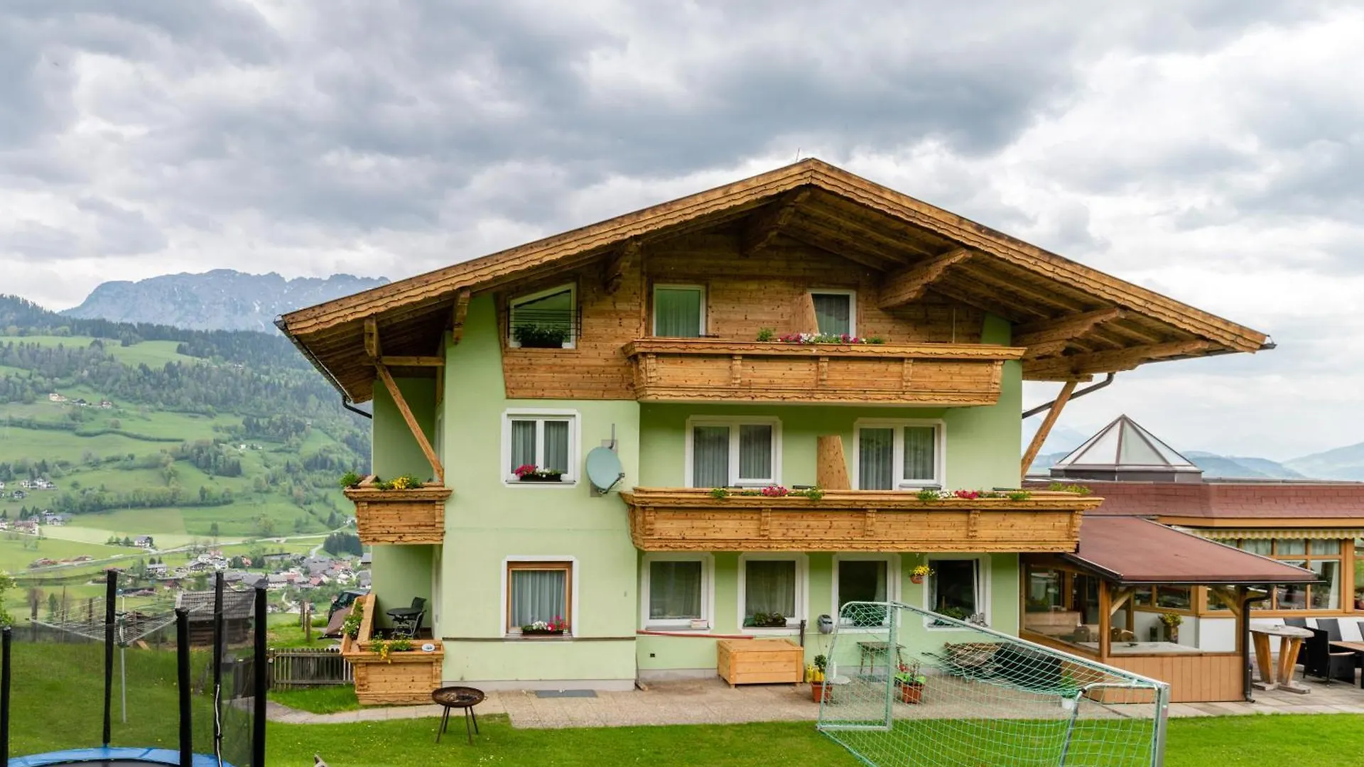 Nahe Hauser Kaibling übernachten: 5 Resorts verglichen